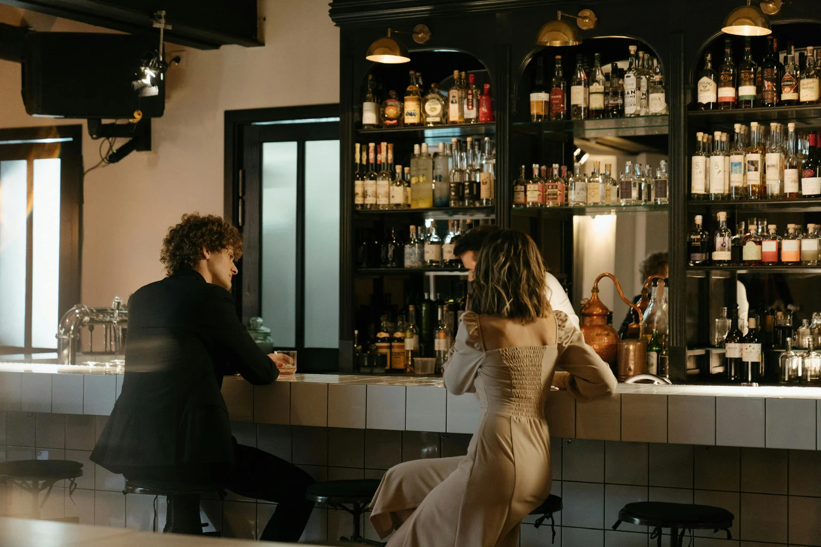 Full bar